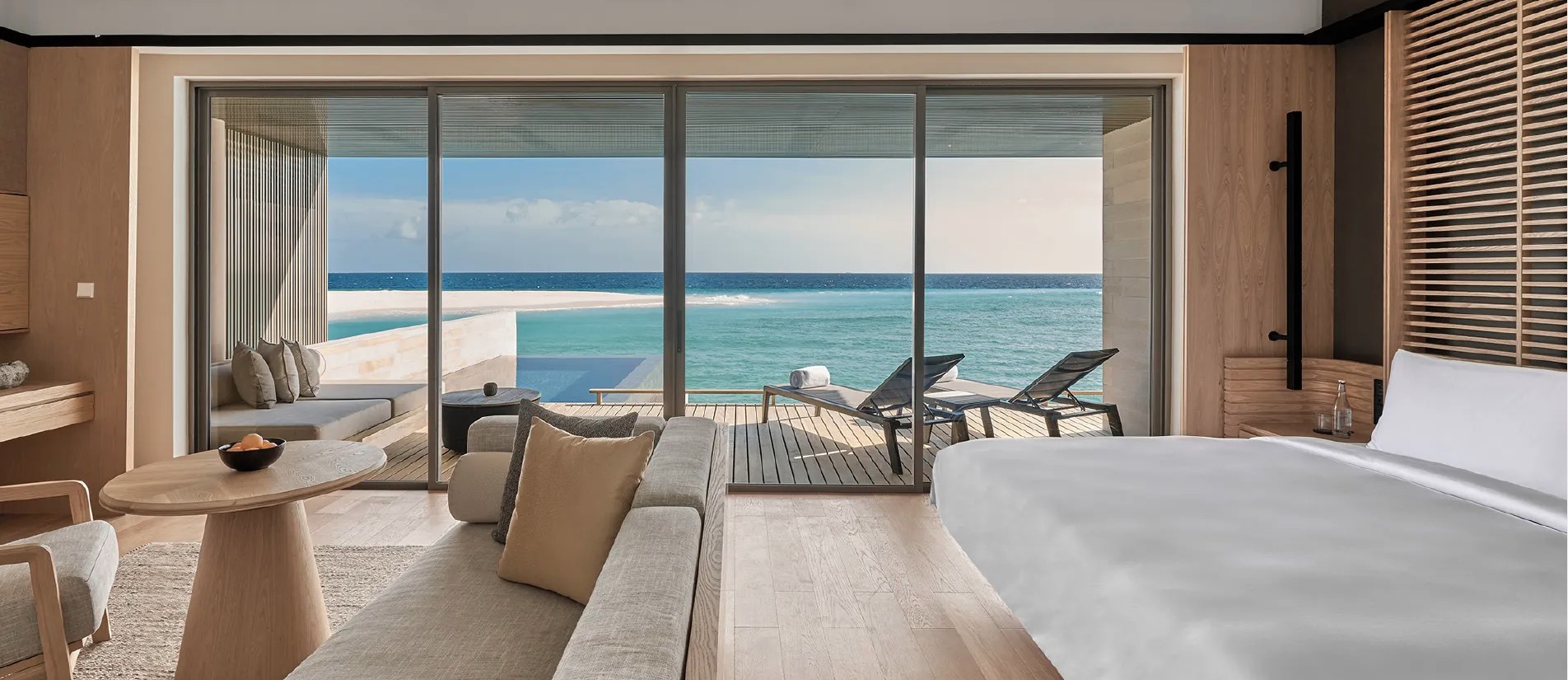 馬爾地夫阿麗拉Alila精品酒店 馬爾地夫阿麗拉Alila2026 : 一次團體出海賞豚+30 分鐘攝影體驗&1 張照片